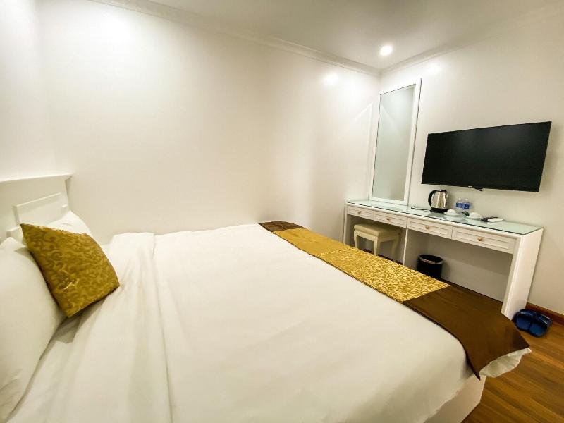 Time Lotus Hotel Halong image