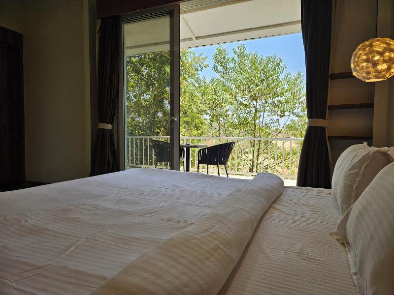 River Estates Luxury Resort Spa image
