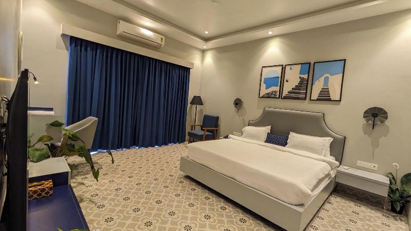River Estates Luxury Resort Spa image