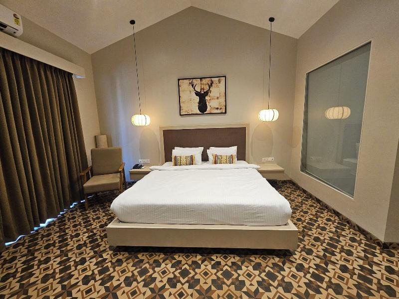River Estates Luxury Resort Spa image