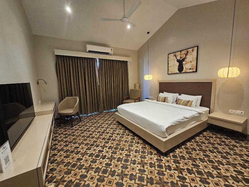 River Estates Luxury Resort Spa image
