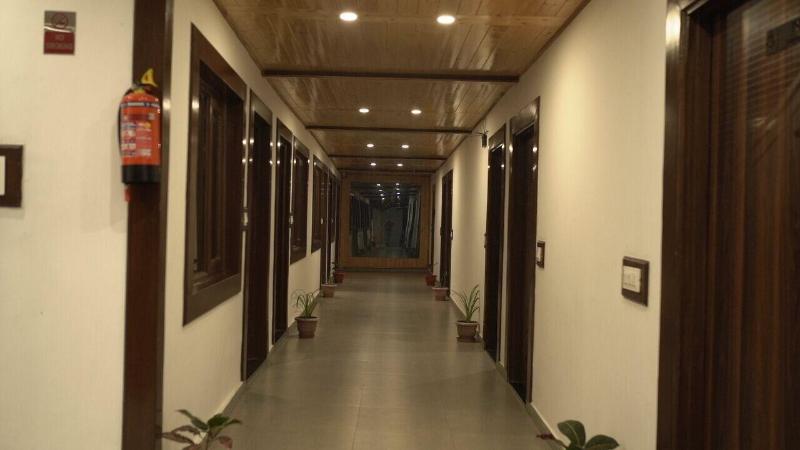 Studioz Paradise Hills Mussoorie image