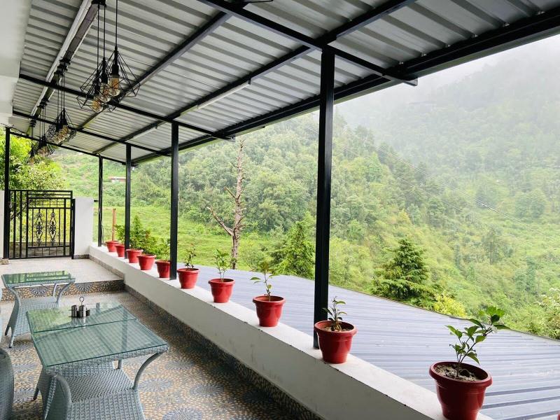 Studioz Paradise Hills Mussoorie image