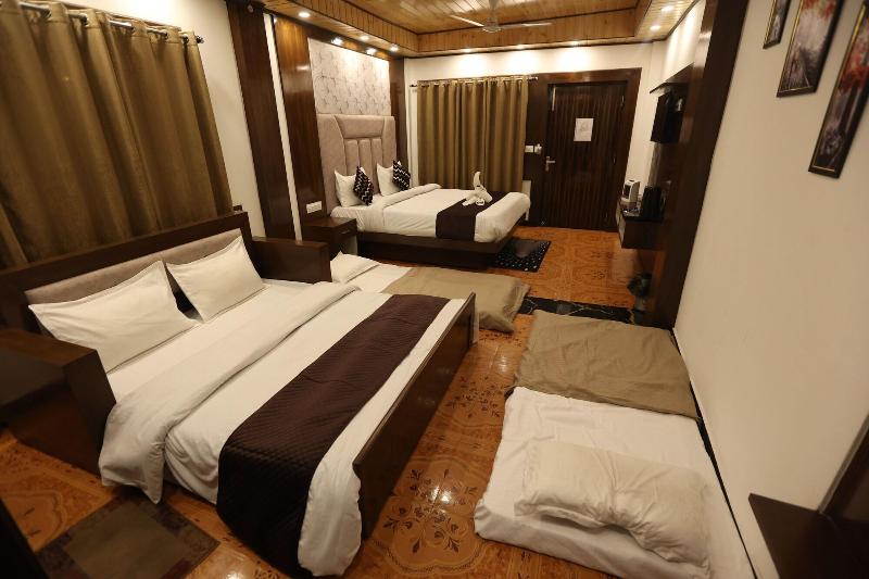 Studioz Paradise Hills Mussoorie image