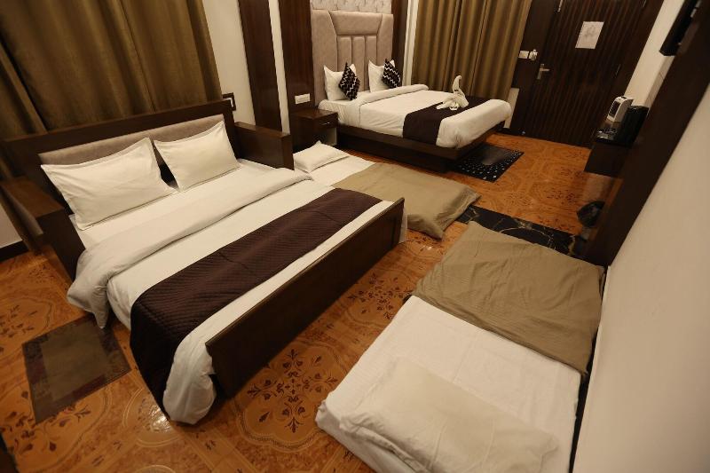 Studioz Paradise Hills Mussoorie image