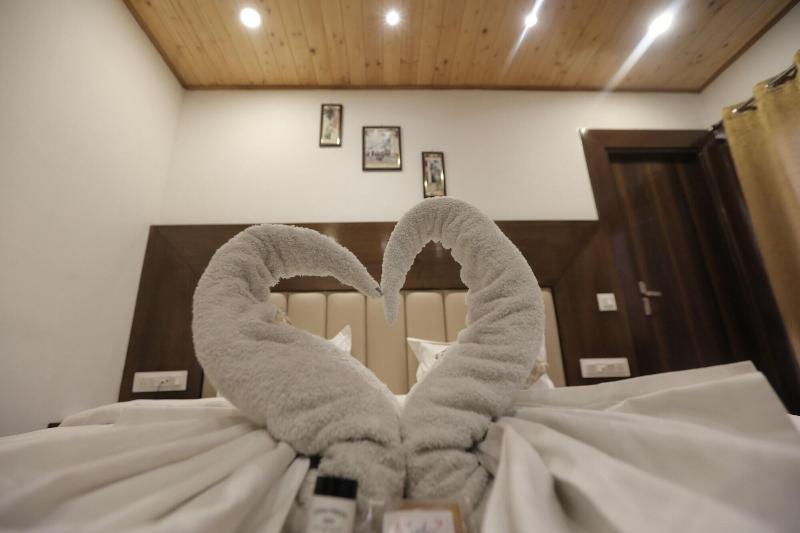 Studioz Paradise Hills Mussoorie image