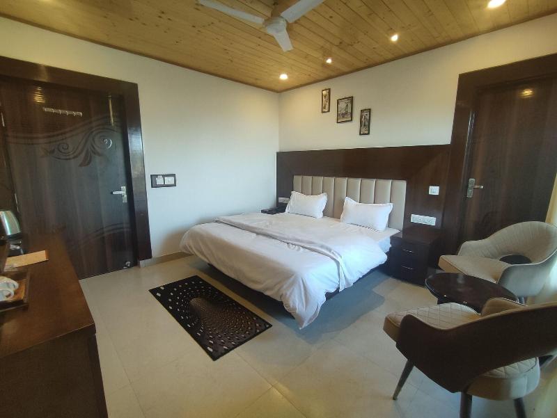 Studioz Paradise Hills Mussoorie image