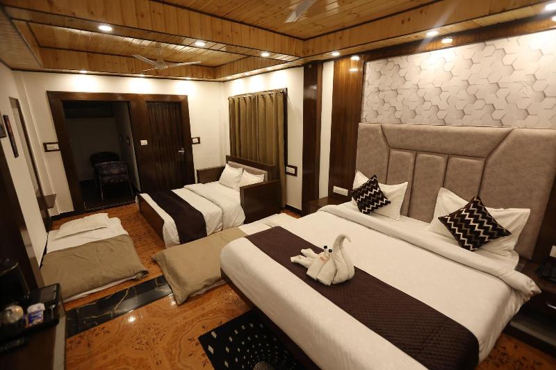 Studioz Paradise Hills Mussoorie image