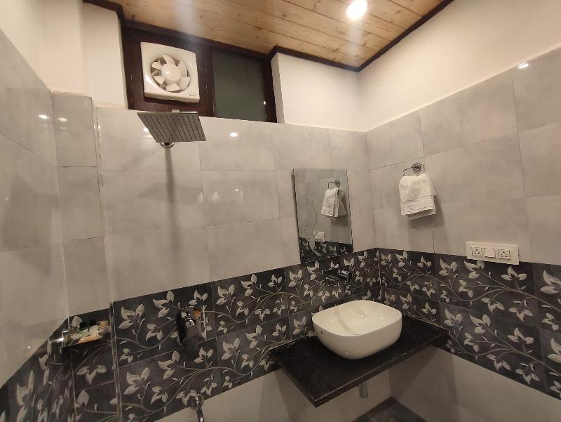 Studioz Paradise Hills Mussoorie image