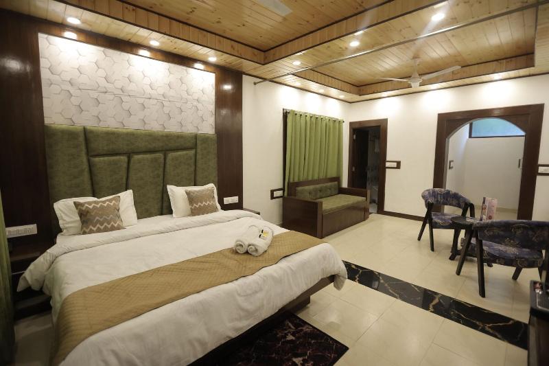 Studioz Paradise Hills Mussoorie image
