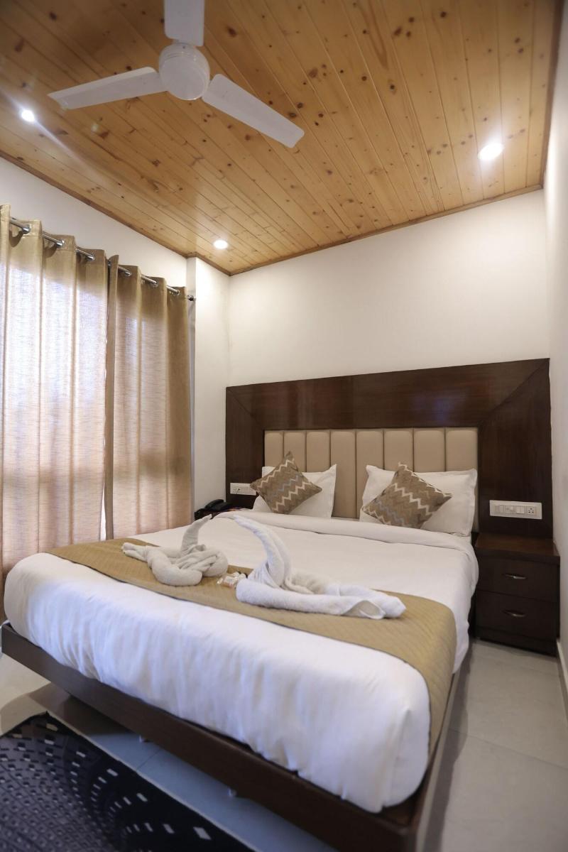 Studioz Paradise Hills Mussoorie image