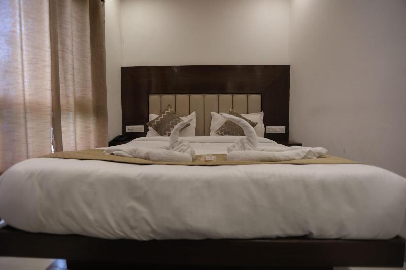 Studioz Paradise Hills Mussoorie image