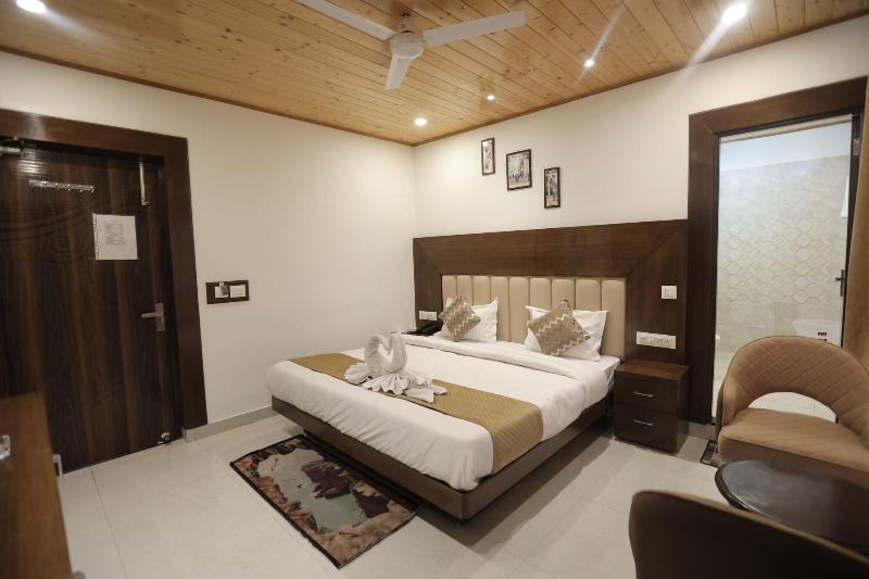 Studioz Paradise Hills Mussoorie image