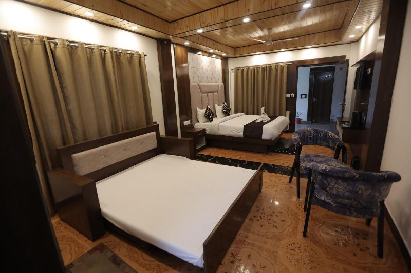 Studioz Paradise Hills Mussoorie image