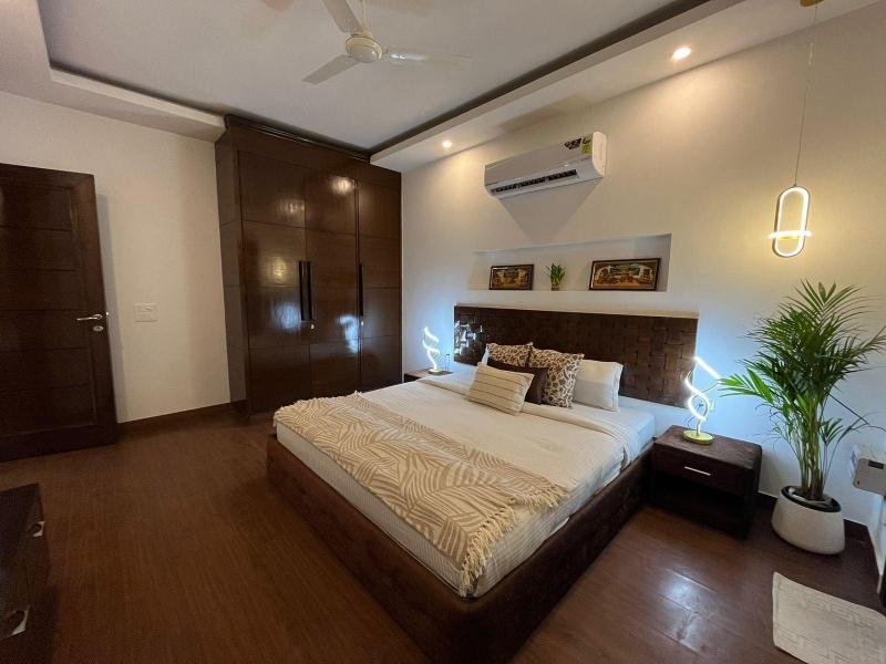 Bedchambers Serviced Apartments South image
