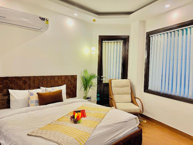 Bedchambers Serviced Apartments South image