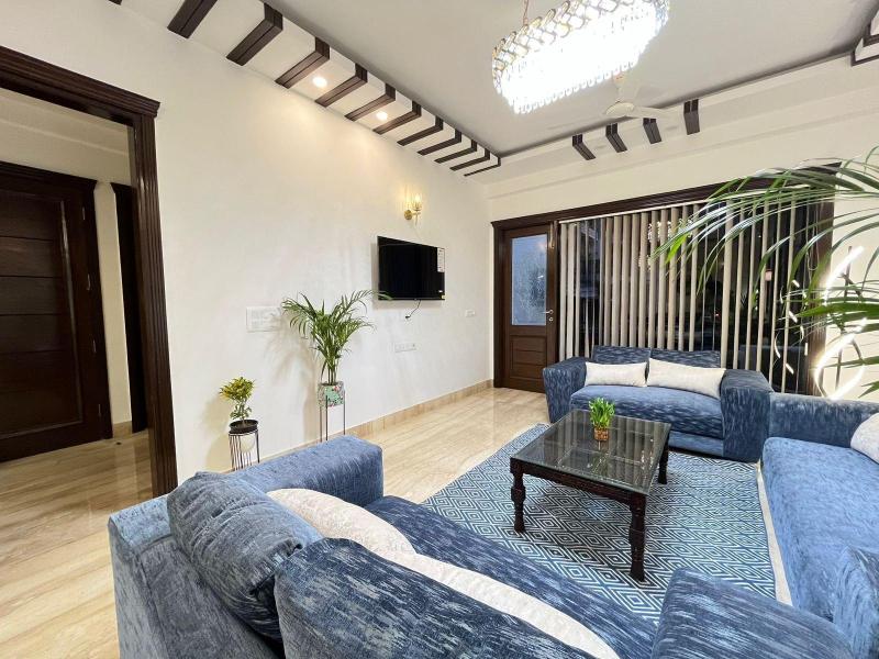 Bedchambers Serviced Apartments South image