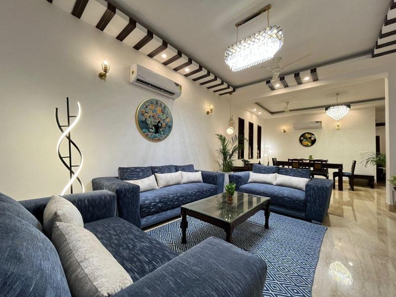 Bedchambers Serviced Apartments South image
