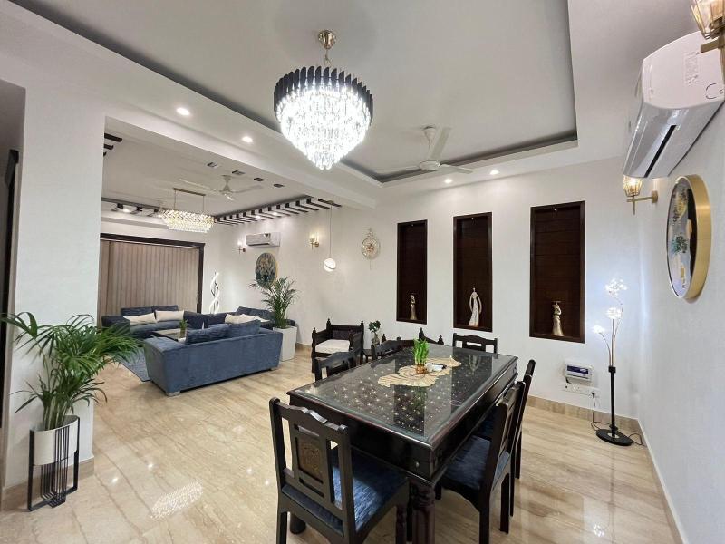 Bedchambers Serviced Apartments South image