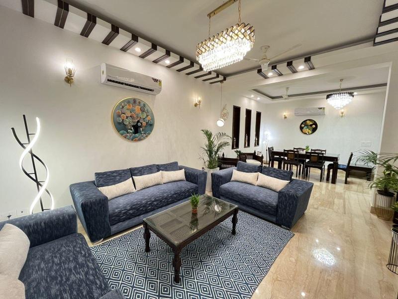 Bedchambers Serviced Apartments South image