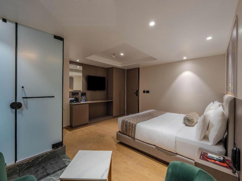 Hotel Shivashish image