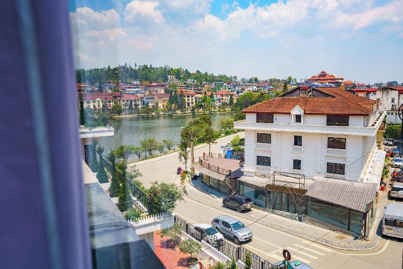 Sapa Crown Hotel