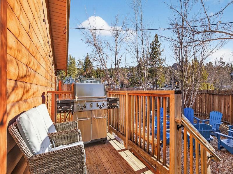 Honeypot By Avantstay Indoor Pool Hot Tub image