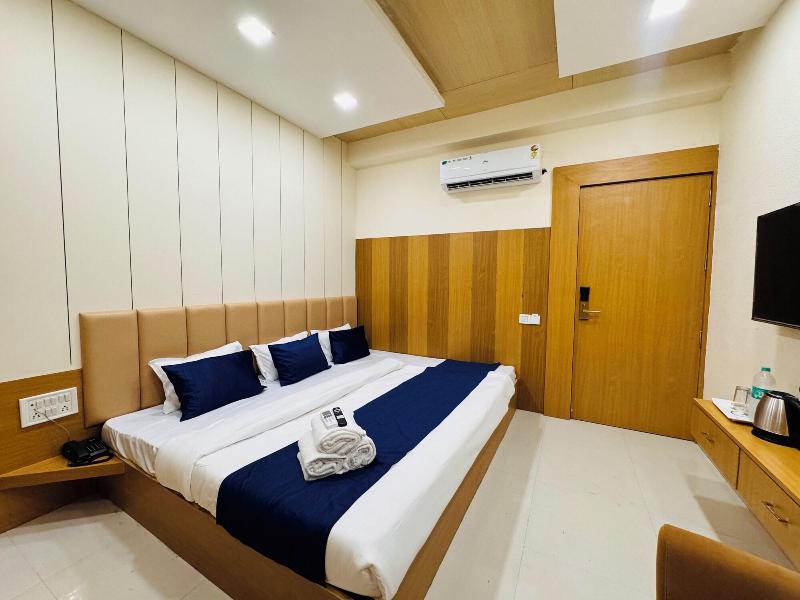 Hotel Shivlok — view