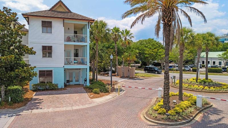 Carmine By Avantstay 2022 Remodeled Destin Home — photo 28