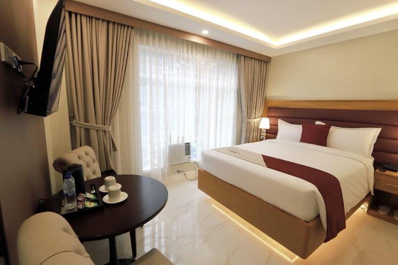 Monaco Hotel image
