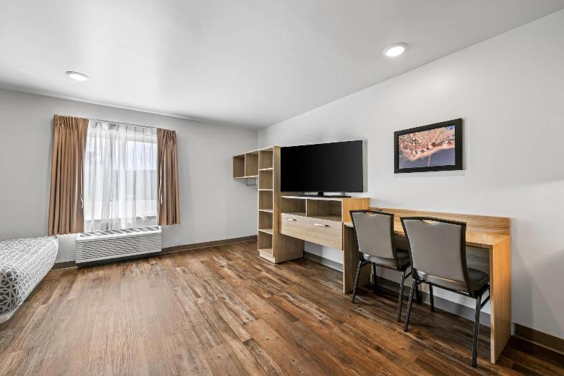 Woodspring Suites Winston Salem Near Hanes Mall image