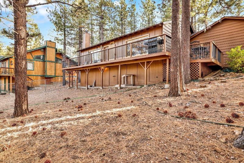 Mockingbird Mountain Getaway 2380