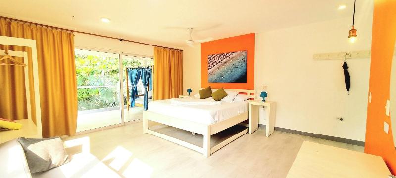 Blue Mango Hotel image