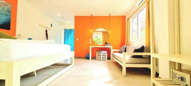 Blue Mango Hotel image
