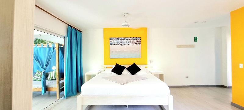 Blue Mango Hotel image