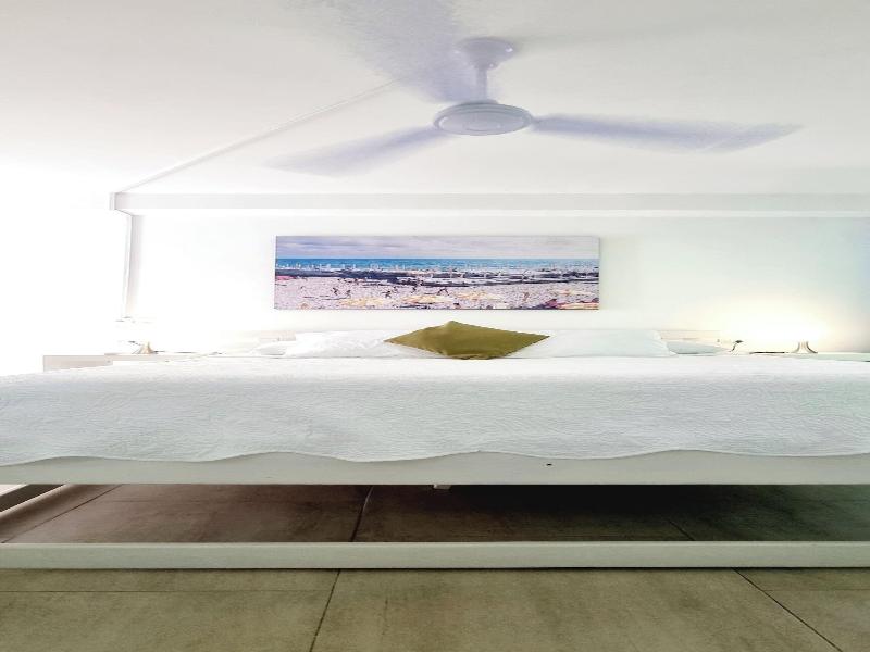 Blue Mango Hotel image