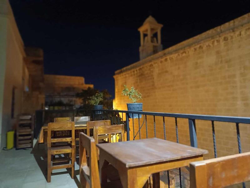 Aryan Otel image
