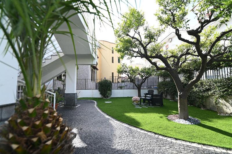 Slopes Suites And Spa image