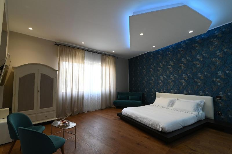 Slopes Suites And Spa image