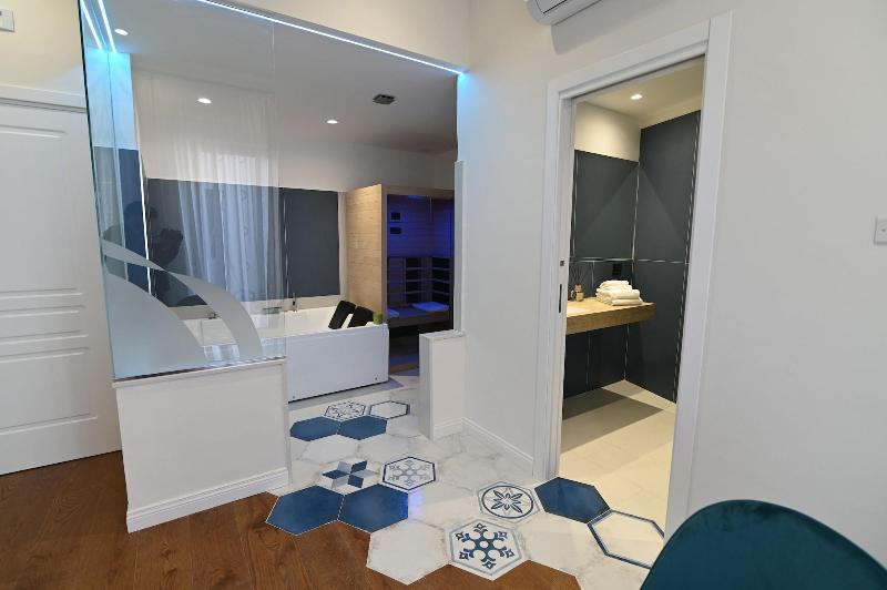Slopes Suites And Spa image