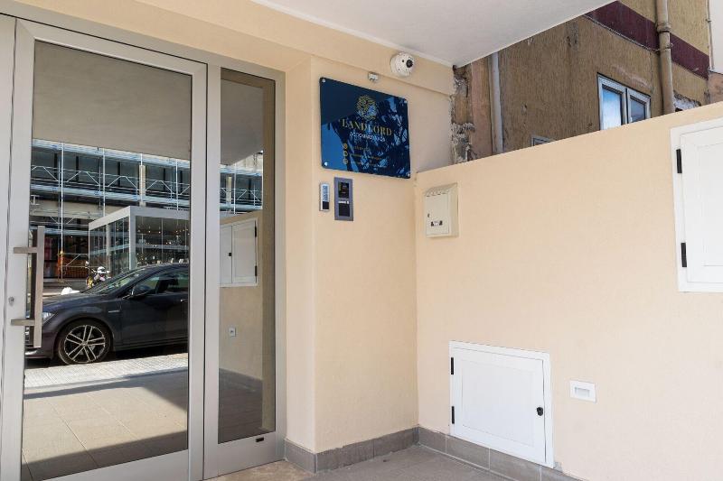 Landlord image