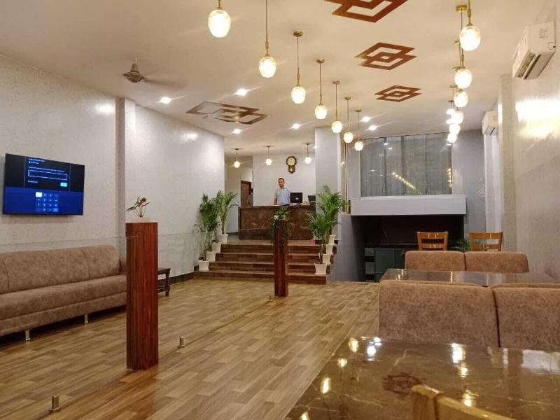 Avisha Express image