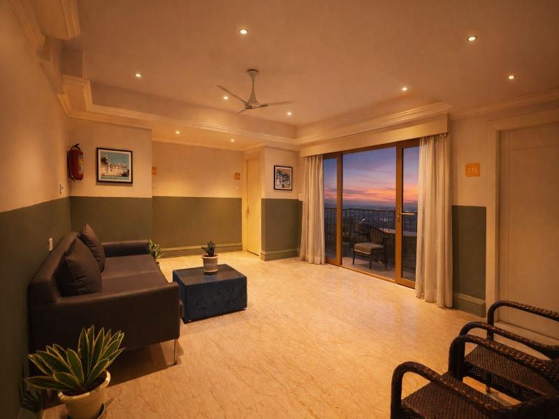 Phoenix Unmatched Comfort image