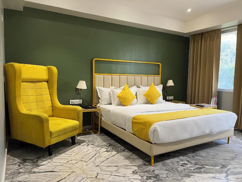 Phoenix Unmatched Comfort image