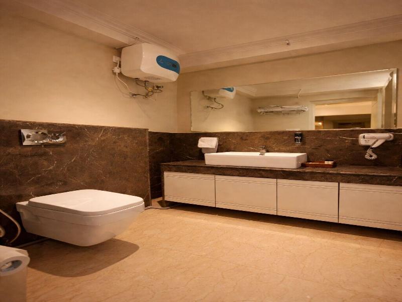 Phoenix Unmatched Comfort image