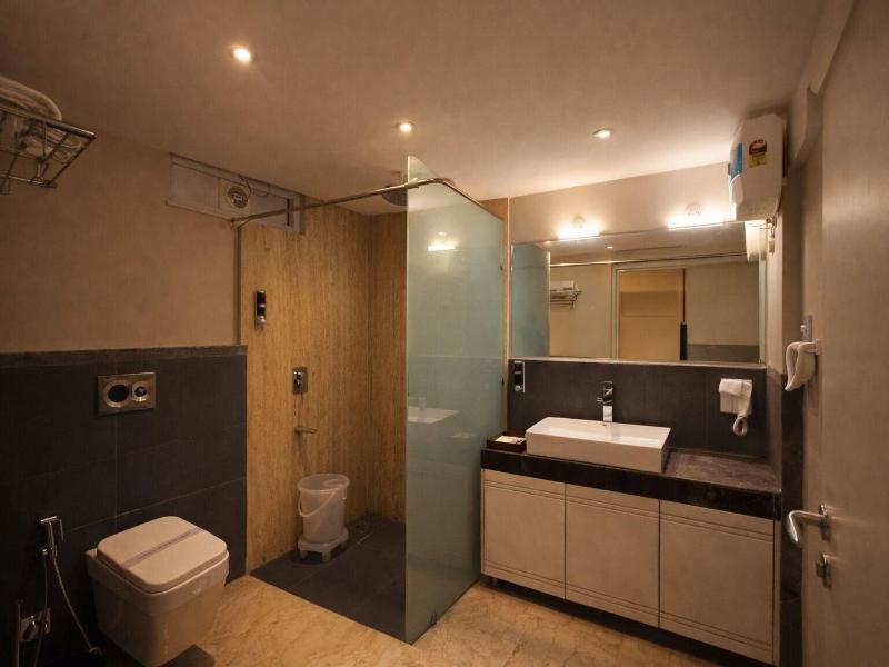Phoenix Unmatched Comfort image