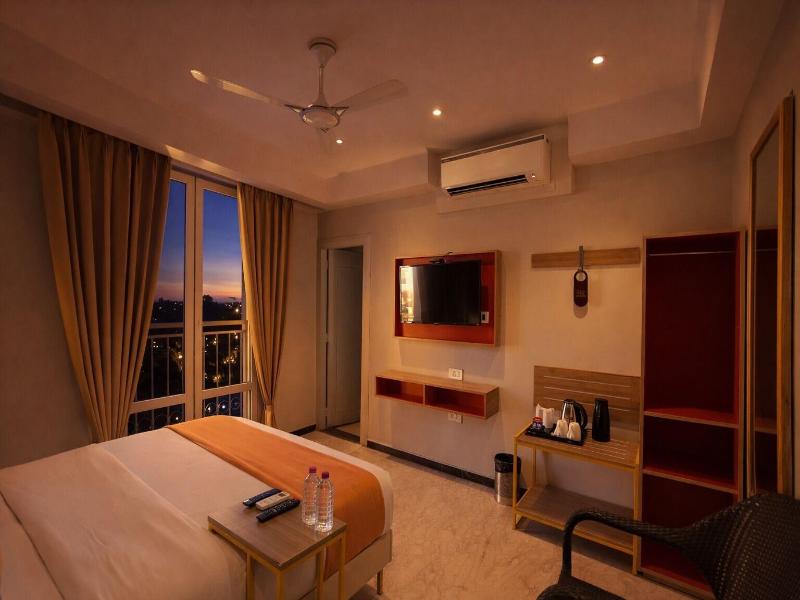 Phoenix Unmatched Comfort image