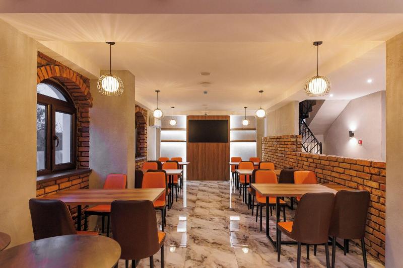 Hotel 28 image
