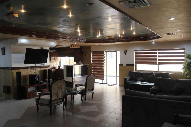 Al Ahfad Hotel Apartments image
