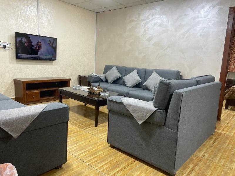 Al Ahfad Hotel Apartments image